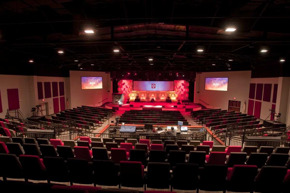 Crosspoint Church Landmark Architects